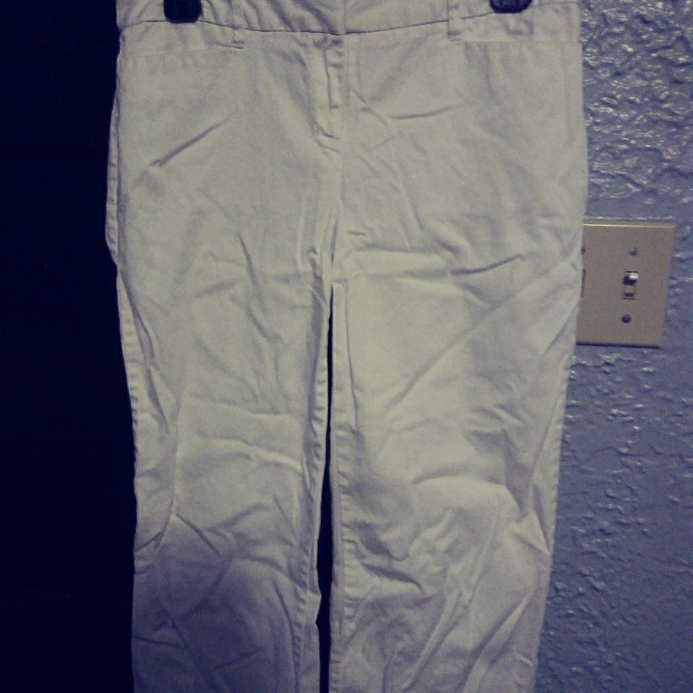 Capri pants